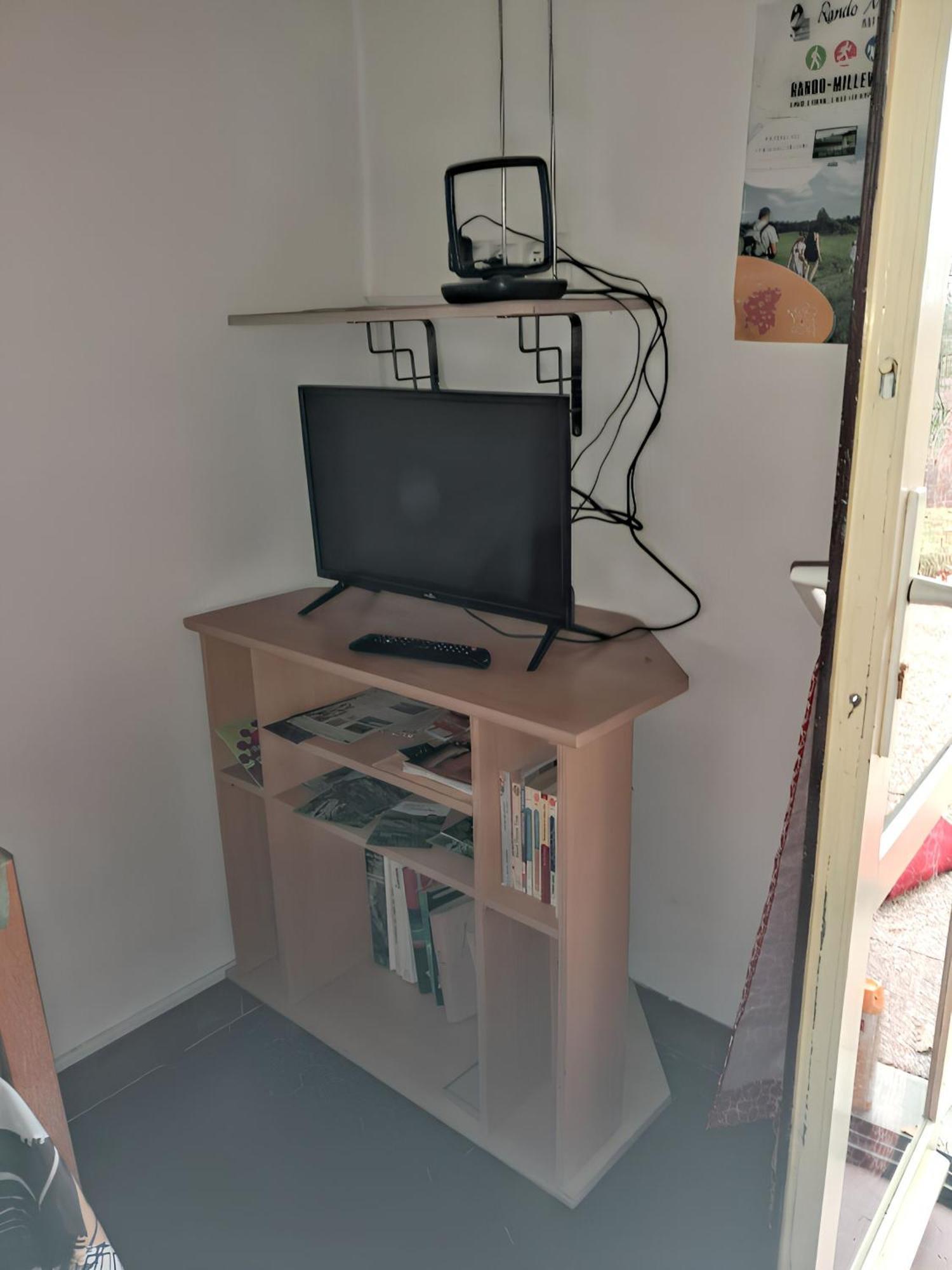 Studio Charmant A Treignac Avec Terrasse De 22 M² Екстериор снимка