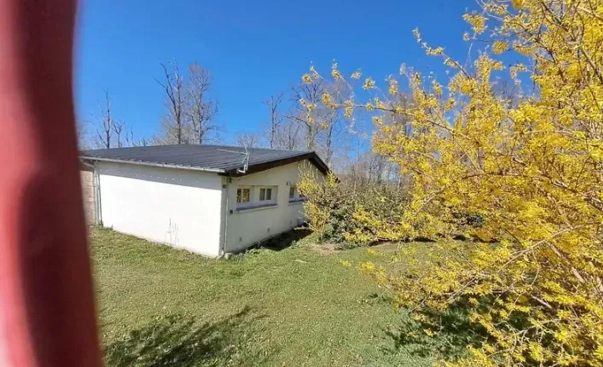 Studio Charmant A Treignac Avec Terrasse De 22 M² Екстериор снимка